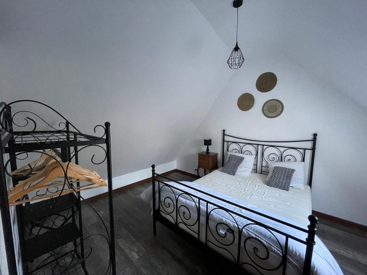 Gite Manoir Les Camps Greslins Questrecques Bagian luar foto